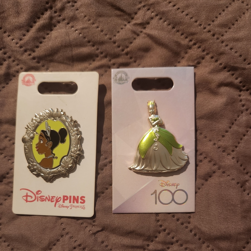 Disney Princess Tiana Pin Set